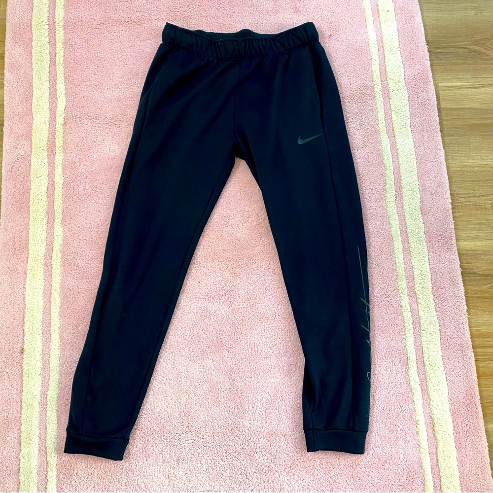 Nike Women’s Swoosh Just Do It Black Jogger Pants